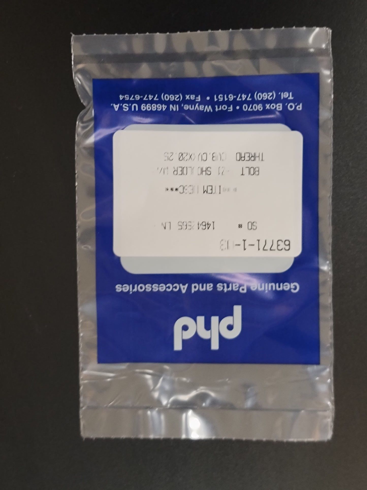 NON-Seamer Shuttle Screw